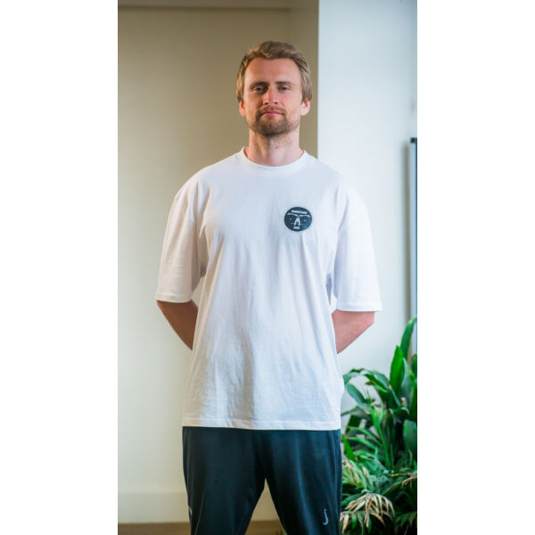 Handstand Man  - Oversize 100 T Thumbnail